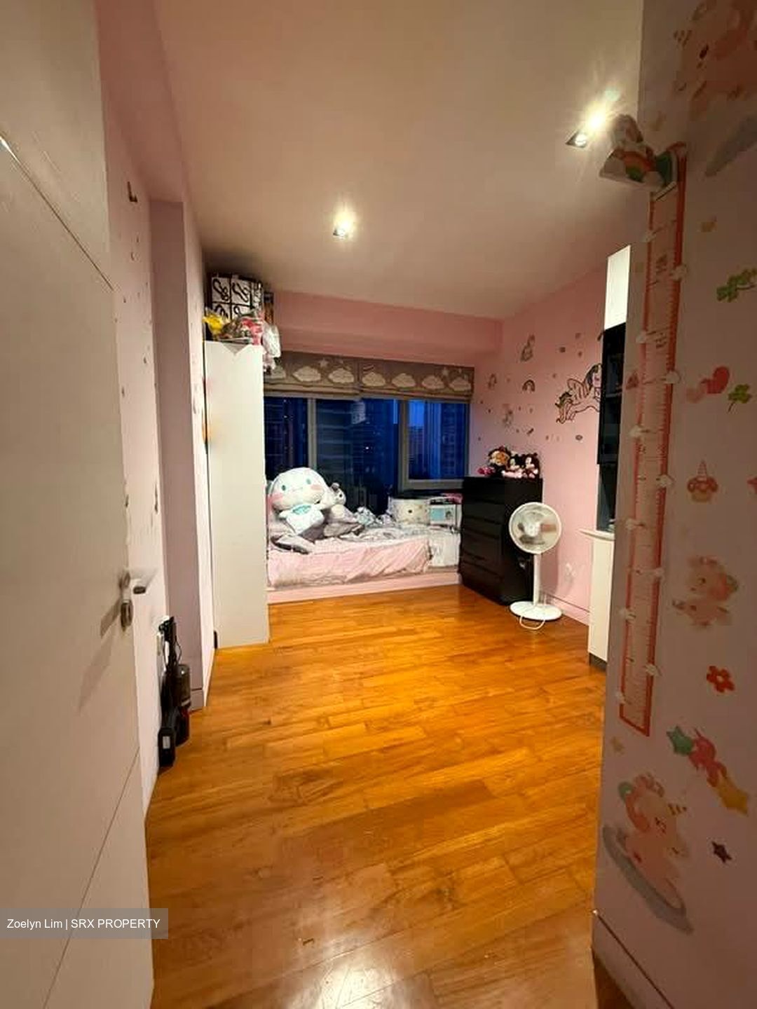 SilverSea (D15), Condominium #555855781